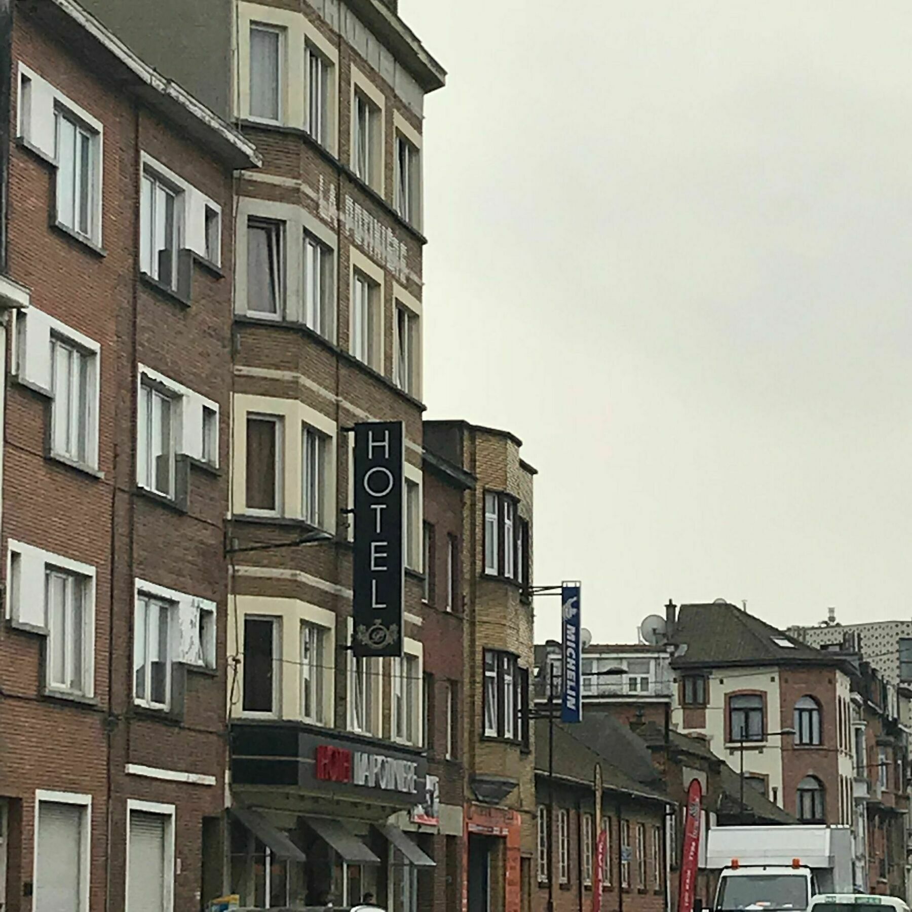 ホテル ラ ポティニエル Schaerbeek エクステリア 写真